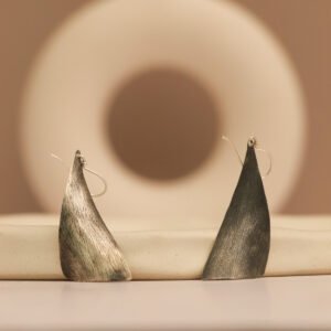 Silver wave triangle chic 3